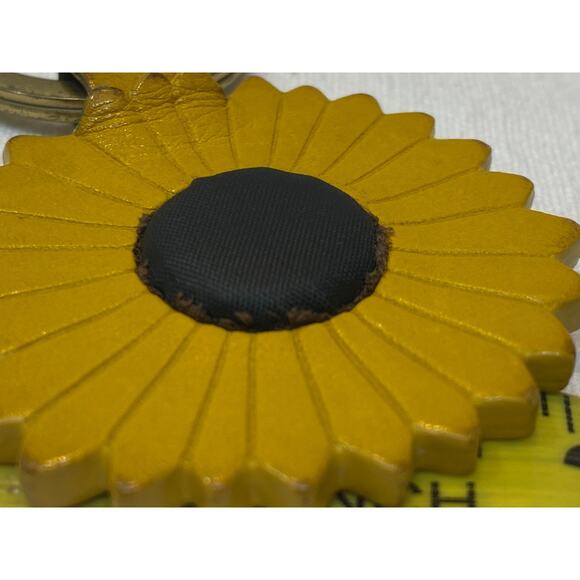 Rare! Vintage Coach Sunflower Keychain - Picture 16 of 16